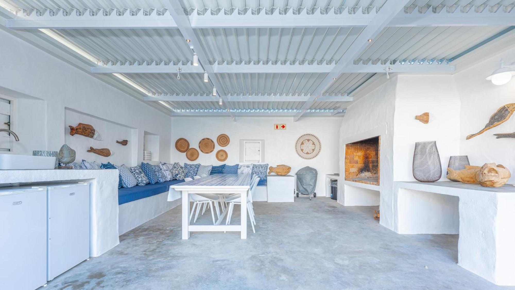 Bliss On The Bay Holiday home Struisbaai