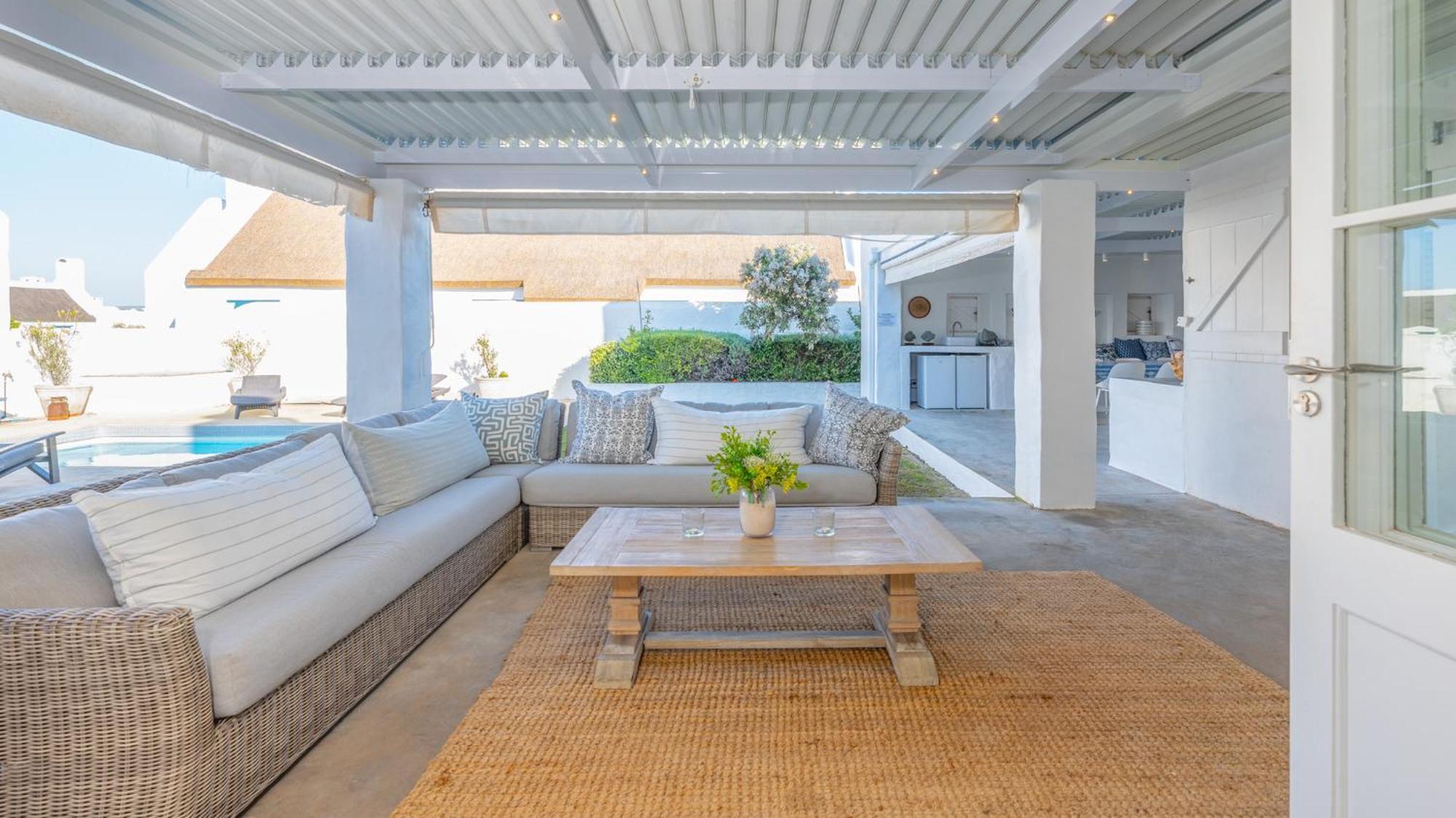 Bliss On The Bay Holiday home Struisbaai